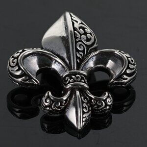 Silver Fleur de lis pendant, French Royal symbol, heraldry, FDO Makers mark 4.8g